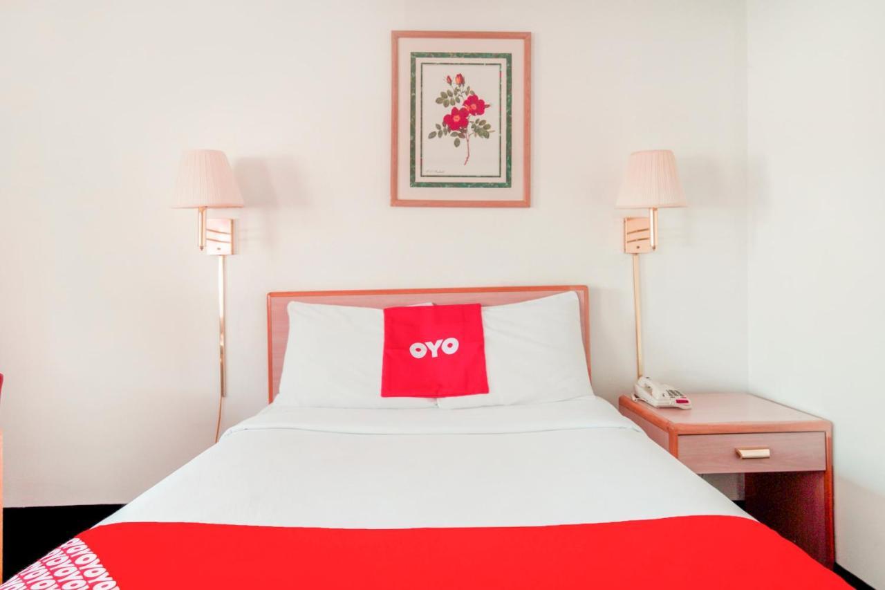 Oyo Hotel Durham West Hills Eksteriør bilde